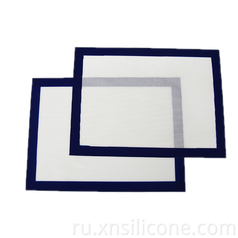 Heat resistant pastry mat